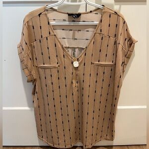 Flower & Feather woman’s shirt size 1X